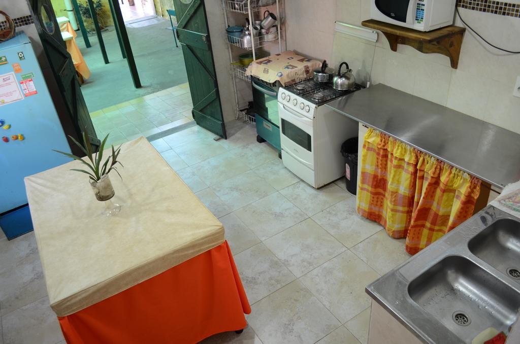קולוניה דל סקרמנטו Hostel El Espanol מראה חיצוני תמונה